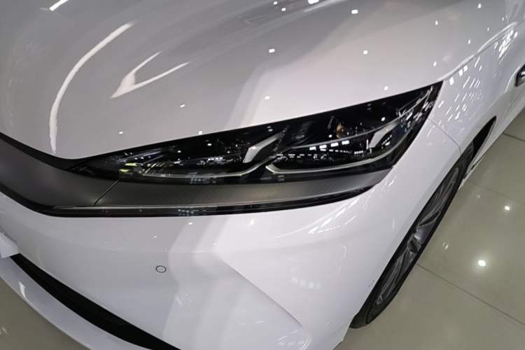 Used BYD Qin L 2025 EV 545KM Beyond Version Left Front Headlight