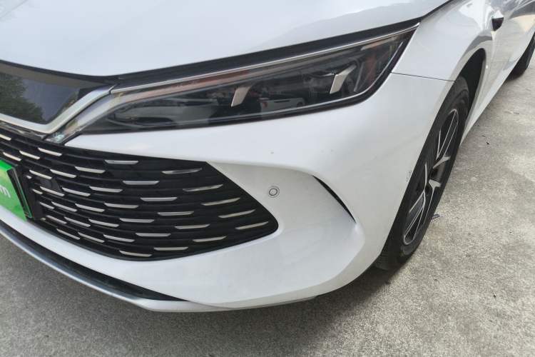 Used BYD Qin L 2025 DM-i Smart Drive 120KM Superior Model Left Front Headlight