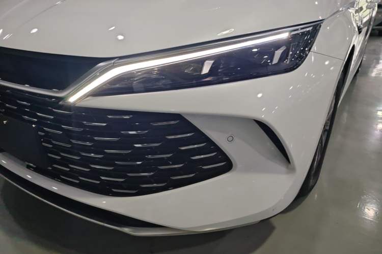 Used BYD Qin L 2025 DM-i Smart Drive 80KM Leading Model Left Front Headlight