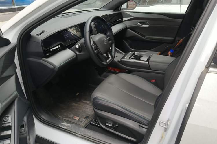 Used BYD Qin L 2025 EV 545KM Beyond Version Left Front Seat