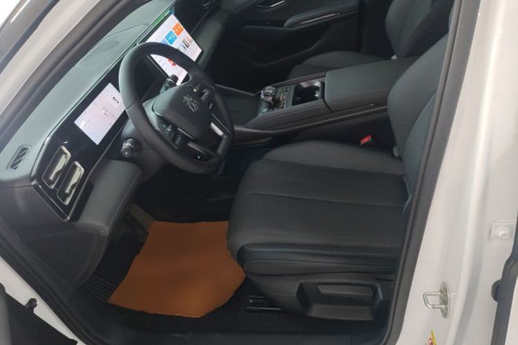 Used BYD Qin L 2025 DM-i Smart Drive 80KM Leading Model Left Front Seat