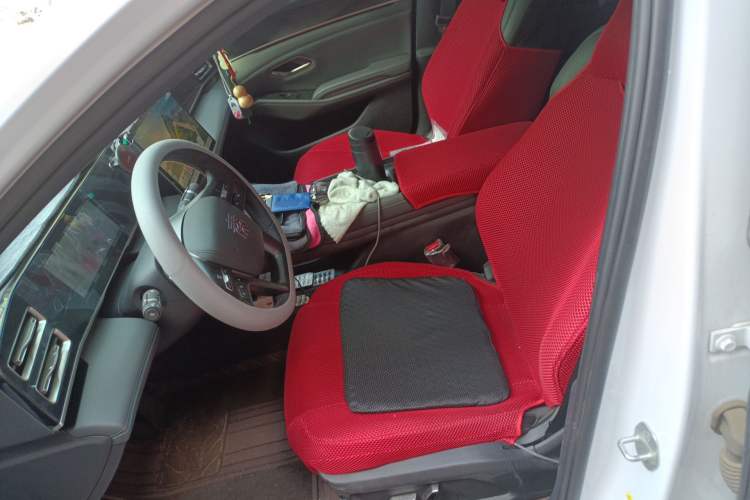 Used BYD Qin L 2025 DM-i Smart Drive 120KM Leading Model Left Front Seat