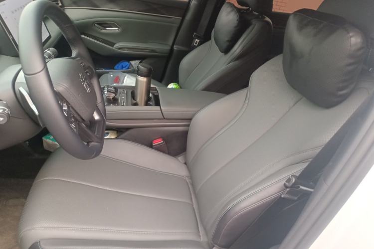Used BYD Qin L 2025 DM-i Smart Drive 80KM Leading Model Left Front Seat