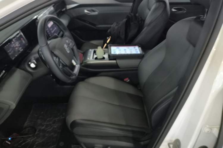 Used BYD Qin L 2025 EV 545KM Beyond Version Left Front Seat