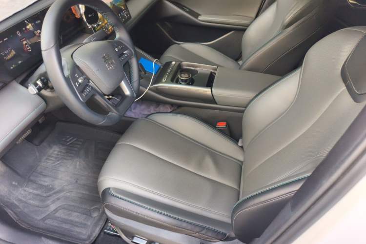 Used BYD Qin L 2025 EV 545KM Beyond Version Left Front Seat