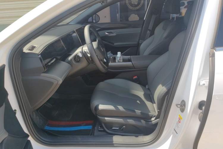 Used BYD Qin L 2025 EV 470KM Leading Edition Left Front Seat