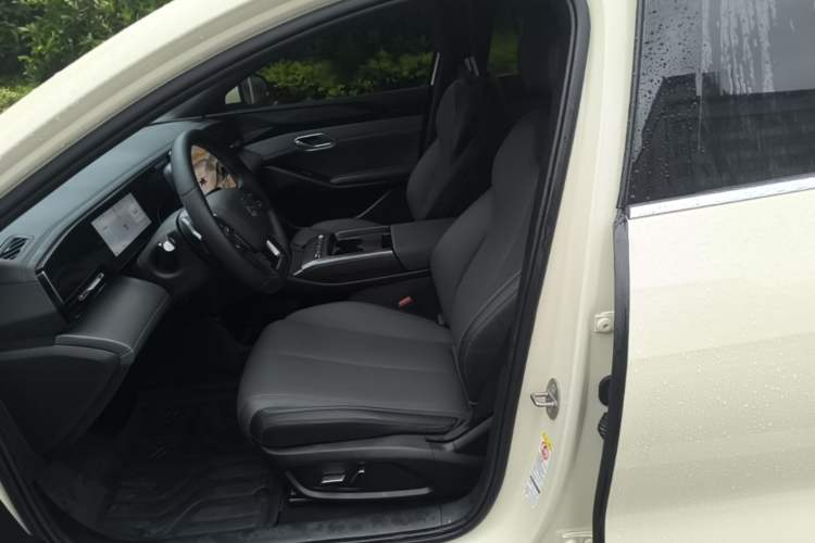 Used BYD Qin L 2025 EV 470KM Leading Edition Left Front Seat