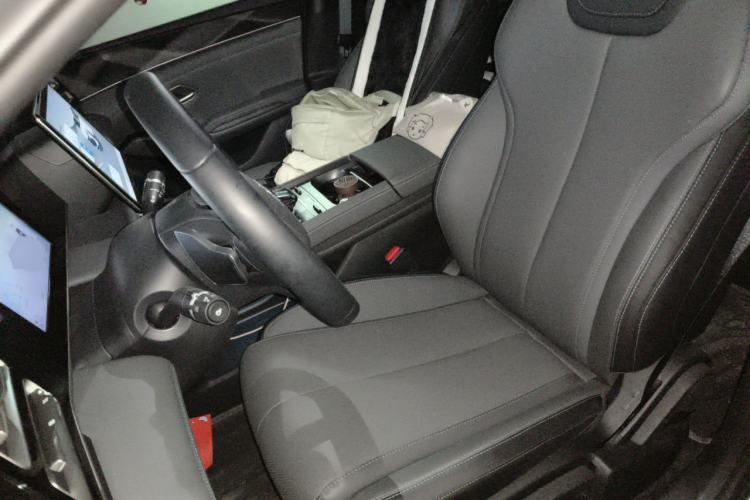 Used BYD Qin L 2025 DM-i Smart Drive 80KM Leading Model Left Front Seat