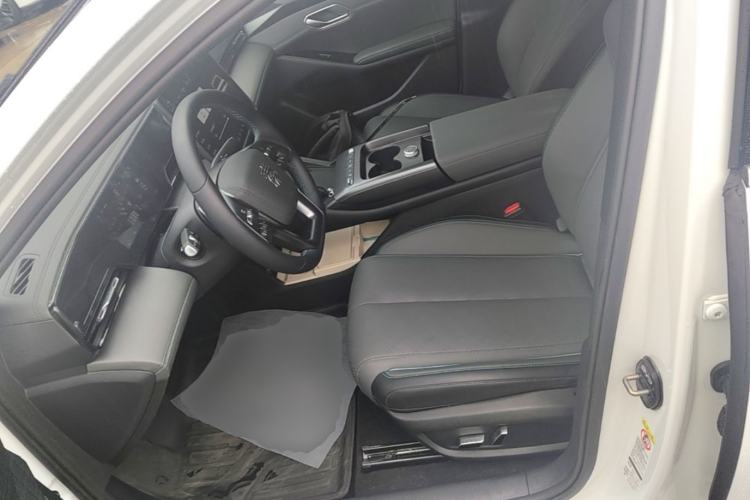 Used BYD Qin L 2025 EV 545KM Cloud Suspension Edition Left Front Seat
