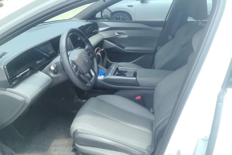 Used BYD Qin L 2025 EV 545KM Beyond Version Left Front Seat