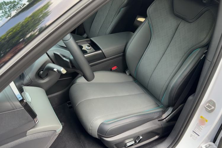 Used BYD Qin L 2025 EV 545KM Excellence Edition Left Front Seat
