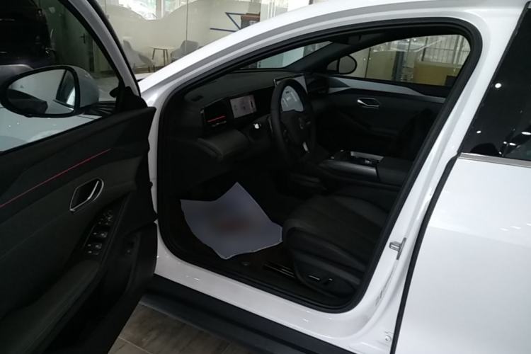 Used BYD Qin L 2025 EV 545KM Cloud Suspension Edition Left Front Seat