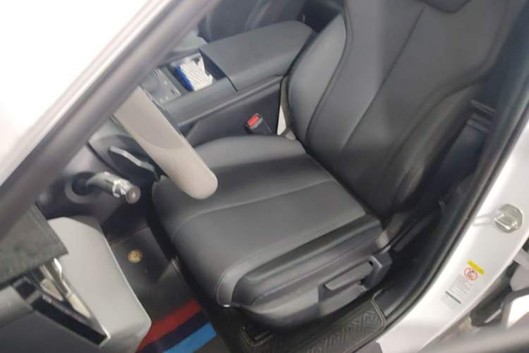 Used BYD Qin L 2025 DM-i Smart Drive 80KM Leading Model Left Front Seat