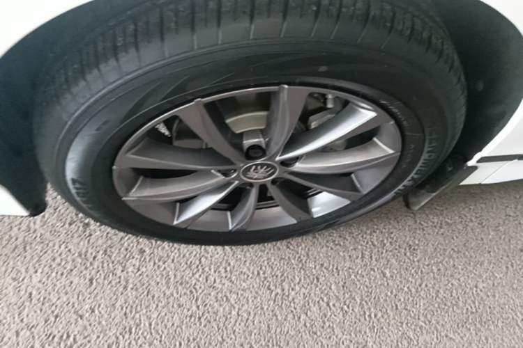 Used BYD Qin L 2025 EV 545KM Beyond Version Left Front Wheel Hub