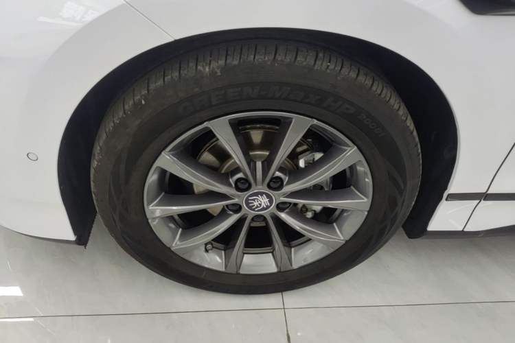 Used BYD Qin L 2025 EV 545KM Beyond Version Left Front Wheel Hub