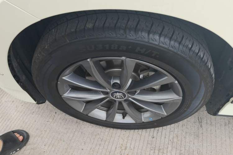 Used BYD Qin L 2025 EV 470KM Leading Edition Left Front Wheel Hub