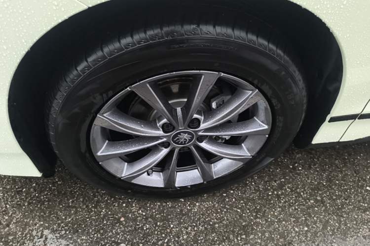 Used BYD Qin L 2025 EV 470KM Leading Edition Left Front Wheel Hub
