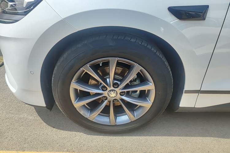 Used BYD Qin L 2025 EV 545KM Beyond Version Left Front Wheel Hub