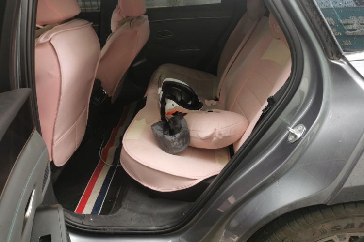 Used BYD Qin L 2025 DM-i Smart Drive 80KM Leading Model Left Rear Seat
