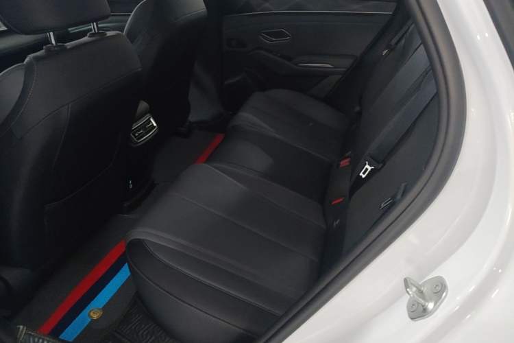 Used BYD Qin L 2025 DM-i Smart Drive 80KM Leading Model Left Rear Seat