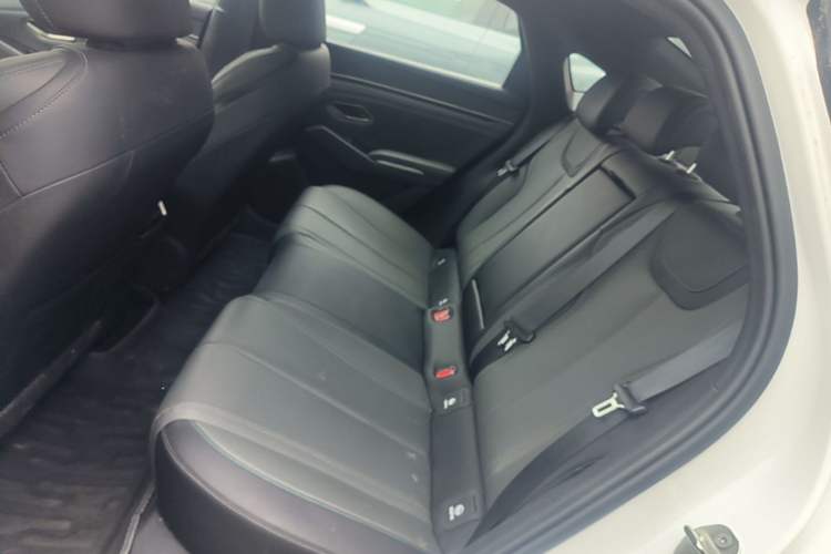 Used BYD Qin L 2025 DM-i Smart Drive 120KM Superior Model Left Rear Seat