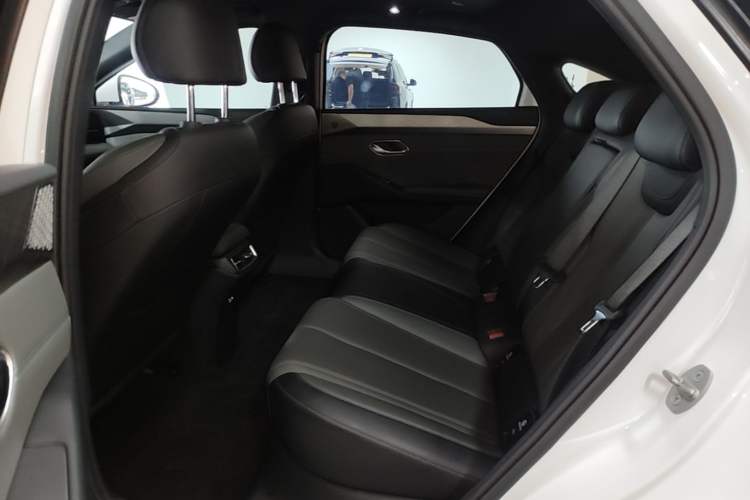 Used BYD Qin L 2025 EV 545KM Beyond Version Left Rear Seat