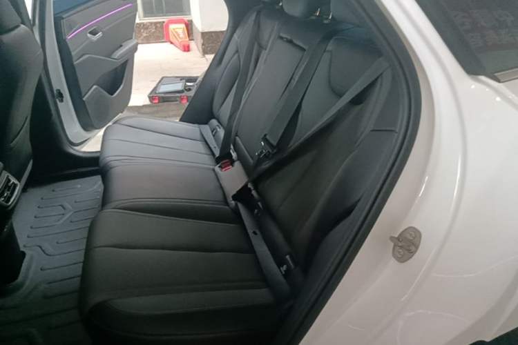Used BYD Qin L 2025 EV 545KM Beyond Version Left Rear Seat