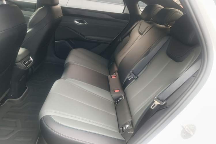 Used BYD Qin L 2025 EV 470KM Leading Edition Left Rear Seat