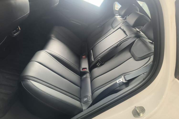 Used BYD Qin L 2025 DM-i Smart Drive 120KM Superior Model Left Rear Seat