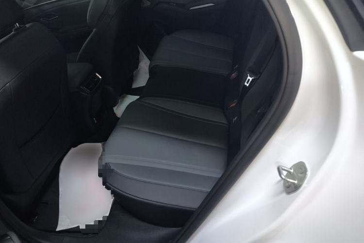 Used BYD Qin L 2025 DM-i Smart Drive 120KM Leading Model Left Rear Seat