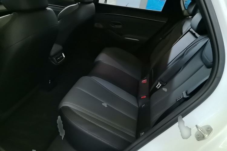 Used BYD Qin L 2025 DM-i Smart Drive 120KM Superior Model Left Rear Seat