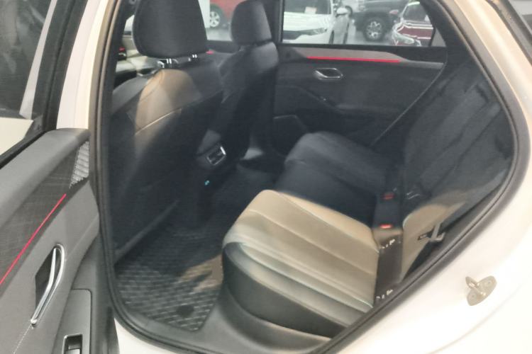 Used BYD Qin L 2025 EV 545KM Cloud Suspension Edition Left Rear Seat