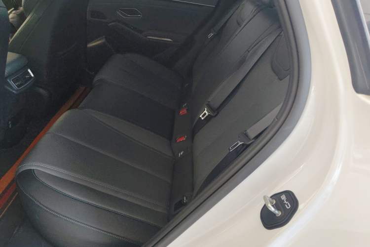 Used BYD Qin L 2025 DM-i Smart Drive 80KM Leading Model Left Rear Seat