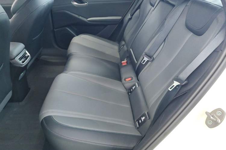 Used BYD Qin L 2025 EV 545KM Beyond Version Left Rear Seat