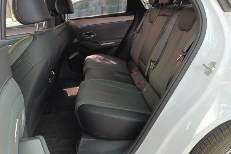 Used BYD Qin L 2025 DM-i Smart Drive 120KM Excellence Model Left Rear Seat