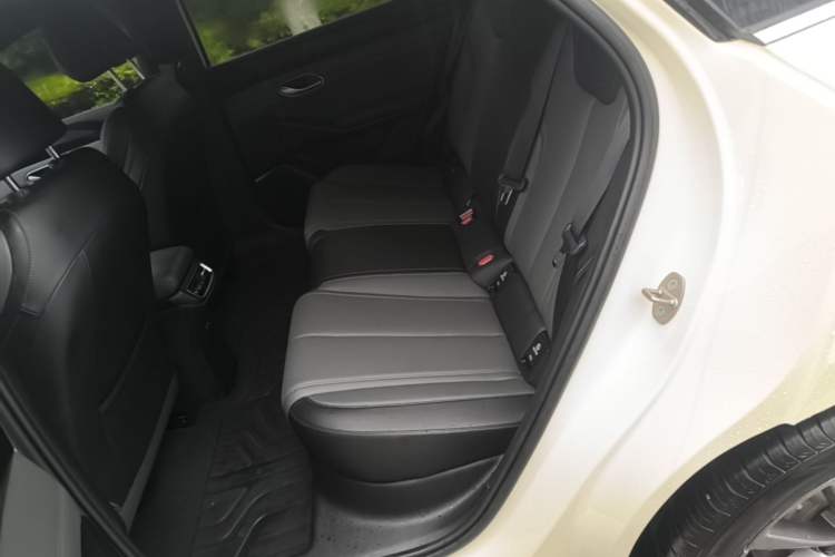 Used BYD Qin L 2025 EV 470KM Leading Edition Left Rear Seat