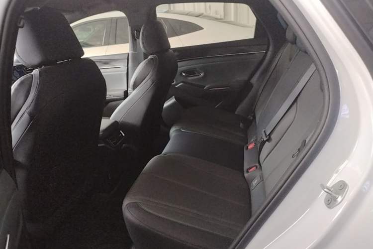 Used BYD Qin L 2025 DM-i Smart Drive 80KM Leading Model Left Rear Seat
