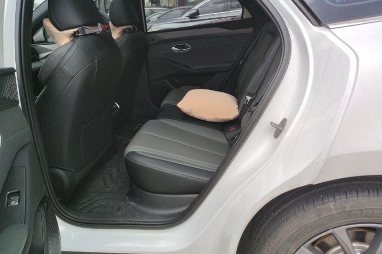 Used BYD Qin L 2025 EV 545KM Beyond Version Left Rear Seat
