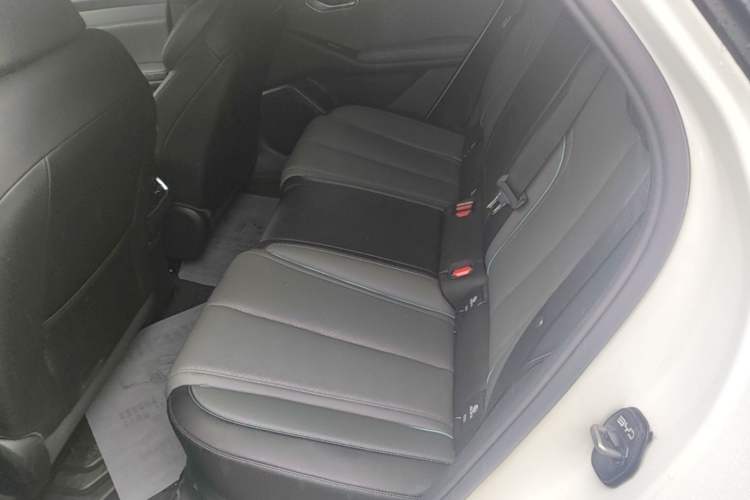 Used BYD Qin L 2025 EV 545KM Cloud Suspension Edition Left Rear Seat