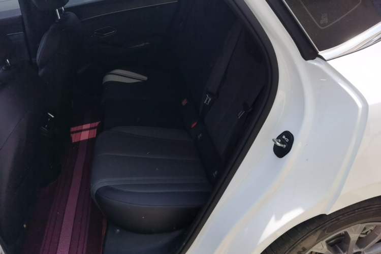 Used BYD Qin L 2025 DM-i Smart Drive 80KM Leading Model Left Rear Seat