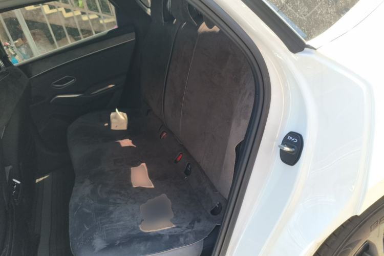 Used BYD Qin L 2025 DM-i Smart Drive 80KM Leading Model Left Rear Seat