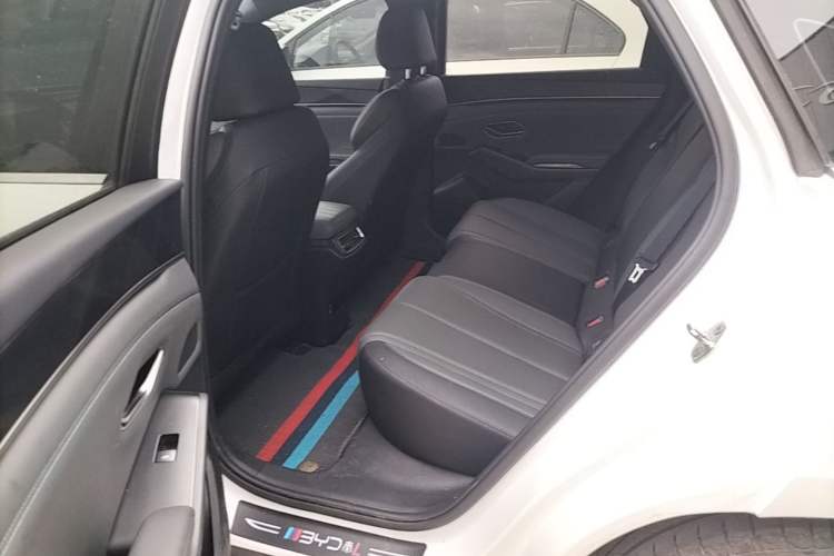 Used BYD Qin L 2025 DM-i Smart Drive 80KM Leading Model Left Rear Seat