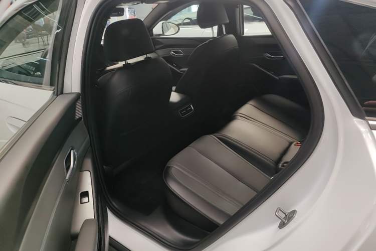 Used BYD Qin L 2025 EV 545KM Beyond Version Left Rear Seat