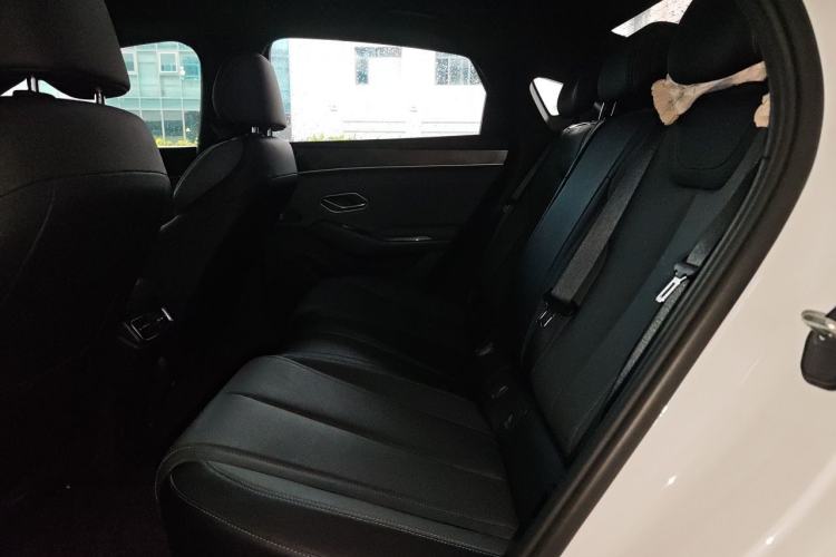 Used BYD Qin L 2025 DM-i Smart Drive 80KM Leading Model Left Rear Seat