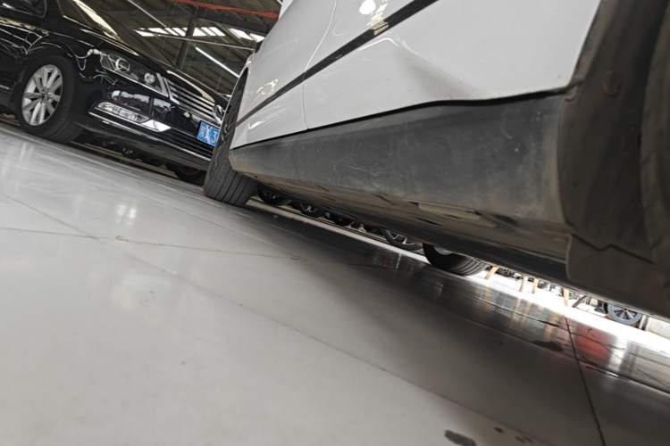 Used BYD Qin L 2025 EV 545KM Excellence Edition Left Side Sill