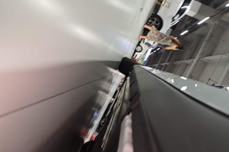 Used BYD Qin L 2025 DM-i Smart Drive 120KM Superior Model Left Side Sill