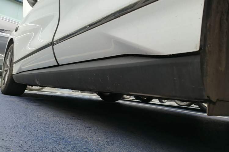 Used BYD Qin L 2025 EV 545KM Beyond Version Left Side Sill