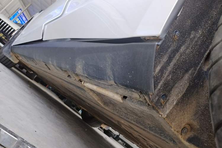 Used BYD Qin L 2025 DM-i Smart Drive 80KM Leading Model Left Side Sill