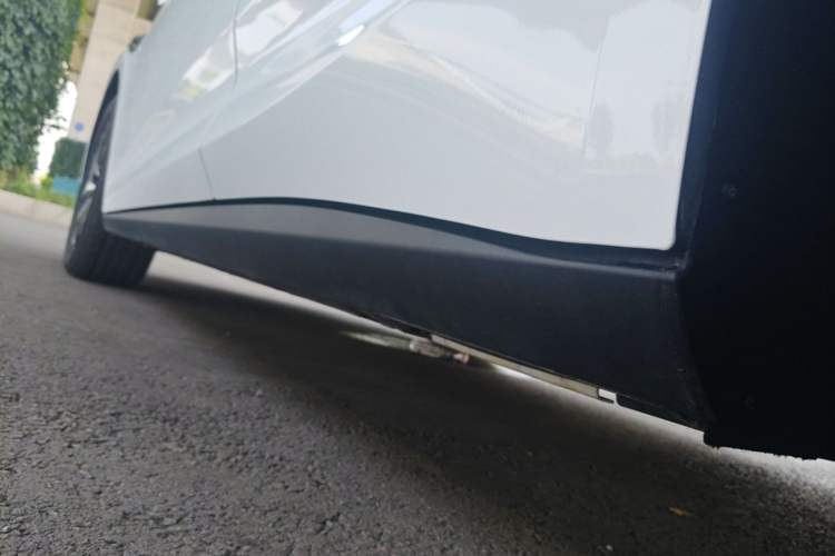 Used BYD Qin L 2025 DM-i Smart Drive 120KM Superior Model Left Side Sill