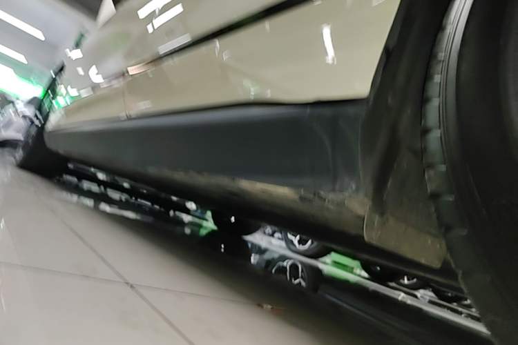 Used BYD Qin L 2025 EV 545KM Excellence Edition Left Side Sill